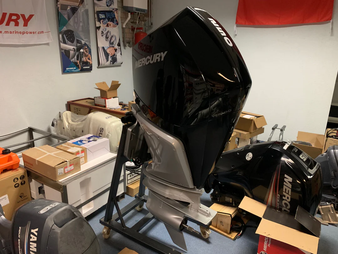 Mercury 250 HP F250 DS XL V8 Verado