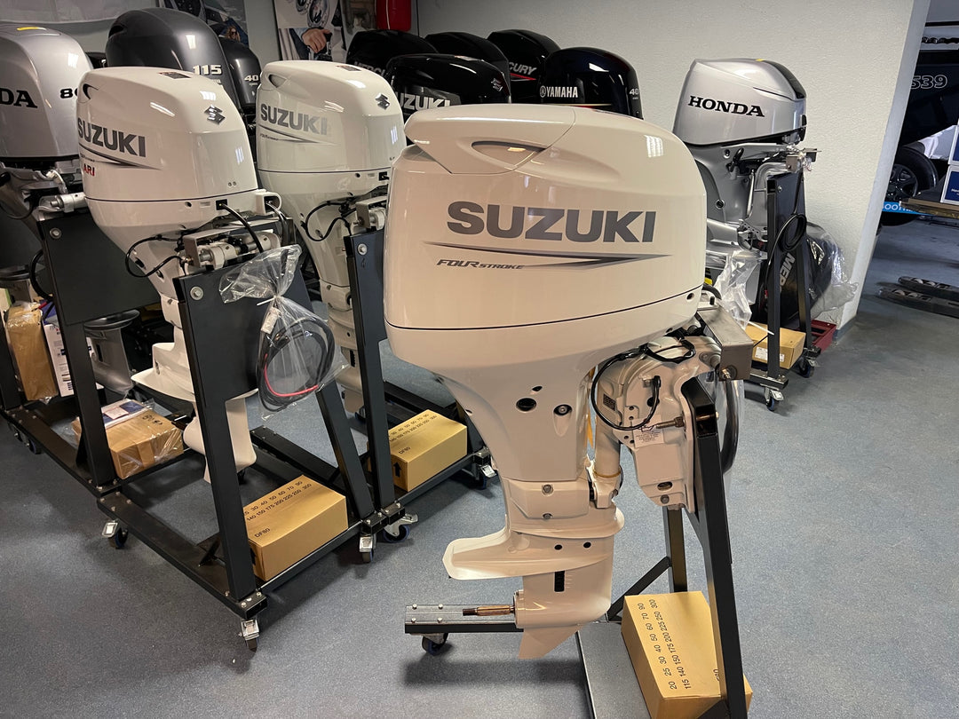 Suzuki 40 HP Long Shaft DF40ATL White