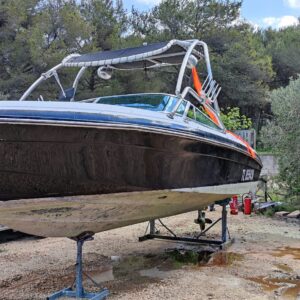 Bateau Rinker 236 Cuddy
