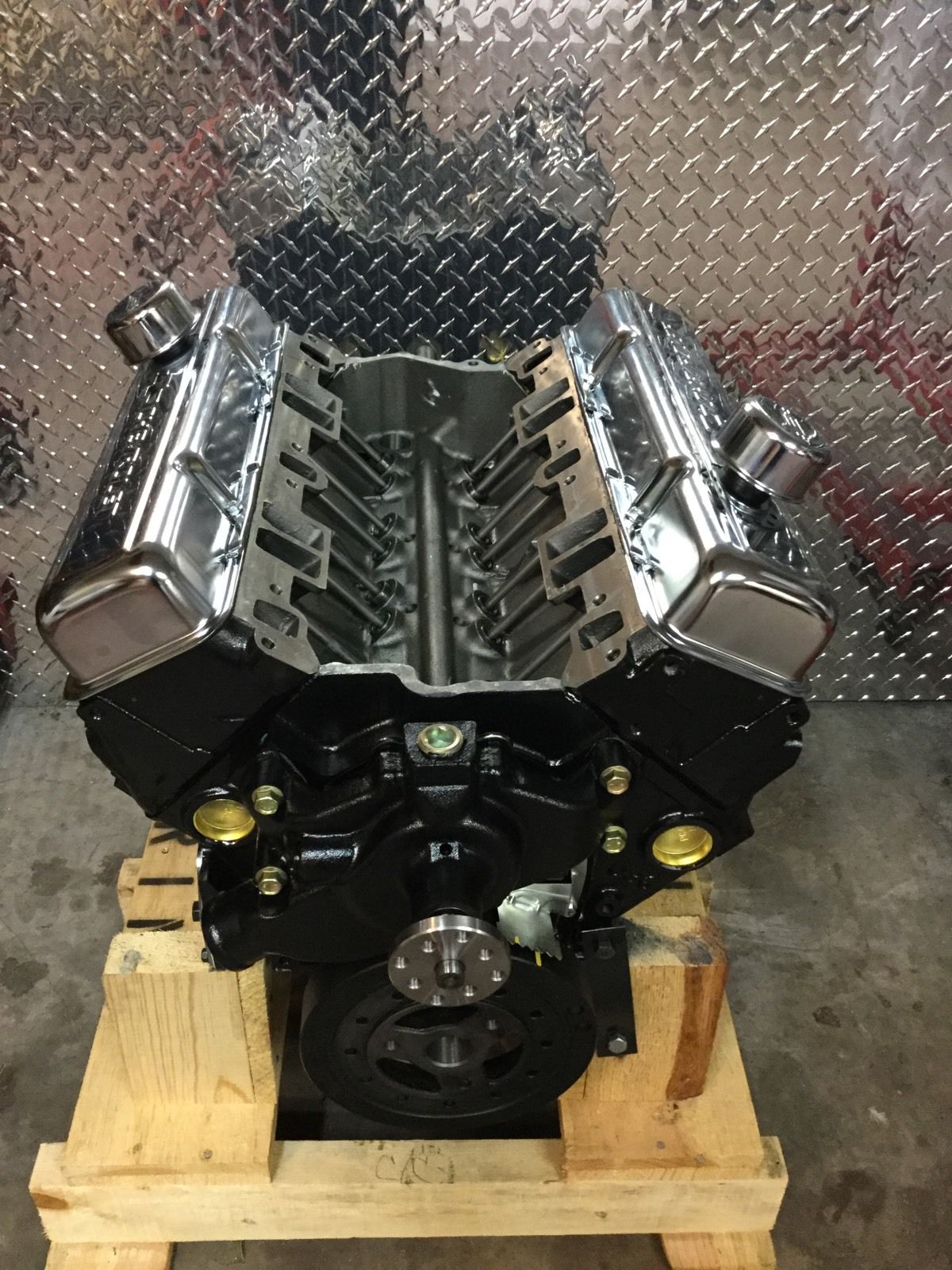 GM Marine 6.2 /377 V8 Marine Engine Brand New 420hp 4 bolt Main Roller Rockers