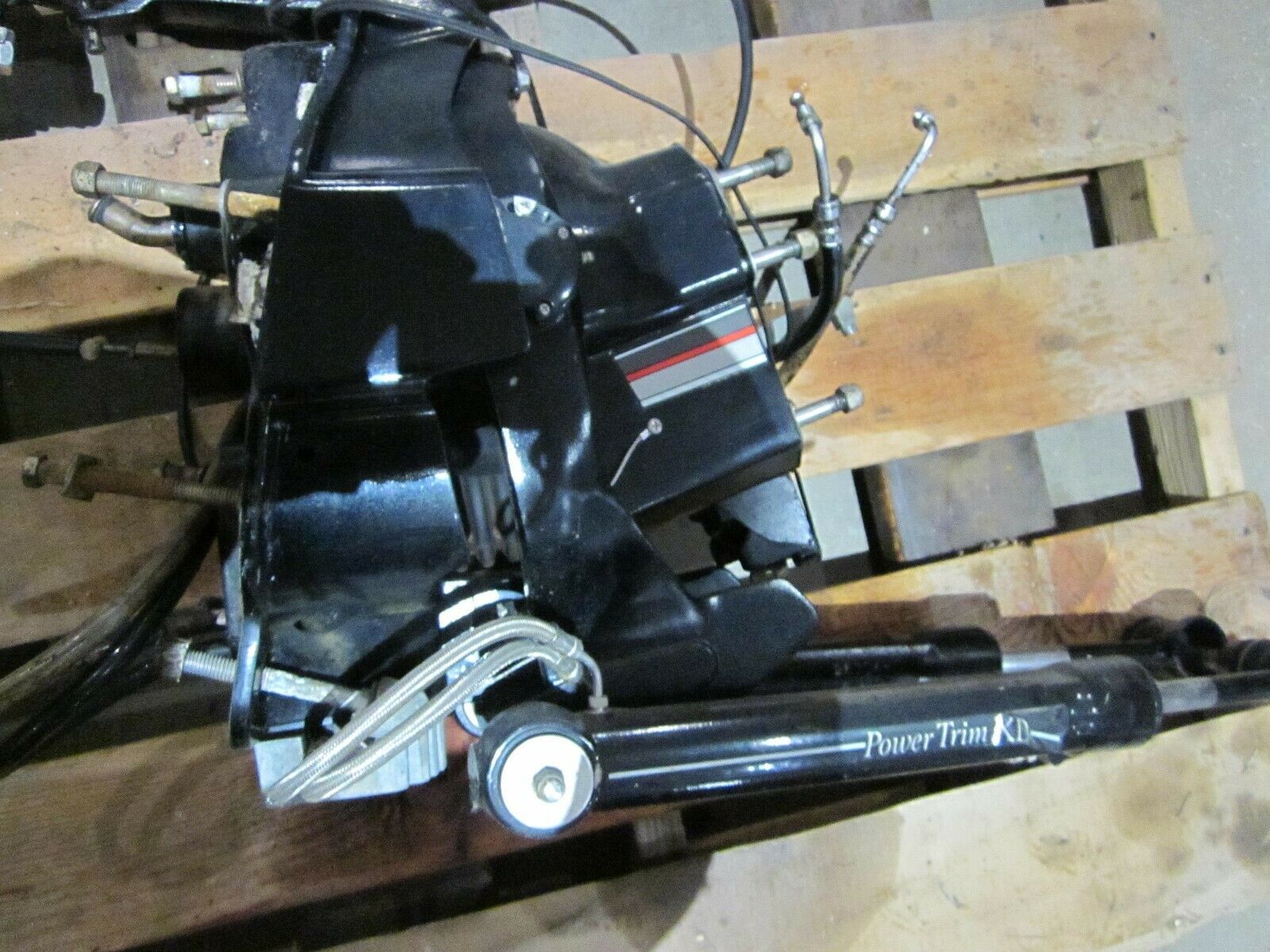 MERCRUISER 4,3L COMPLETE REPOWER + OUTDRIVE+TRANSOM ASSEMBLY! WE EXPORT “NICE” - Image 2