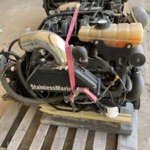 Mercruiser 8.1L 2003 horizon 1 on rebuild  0m316113