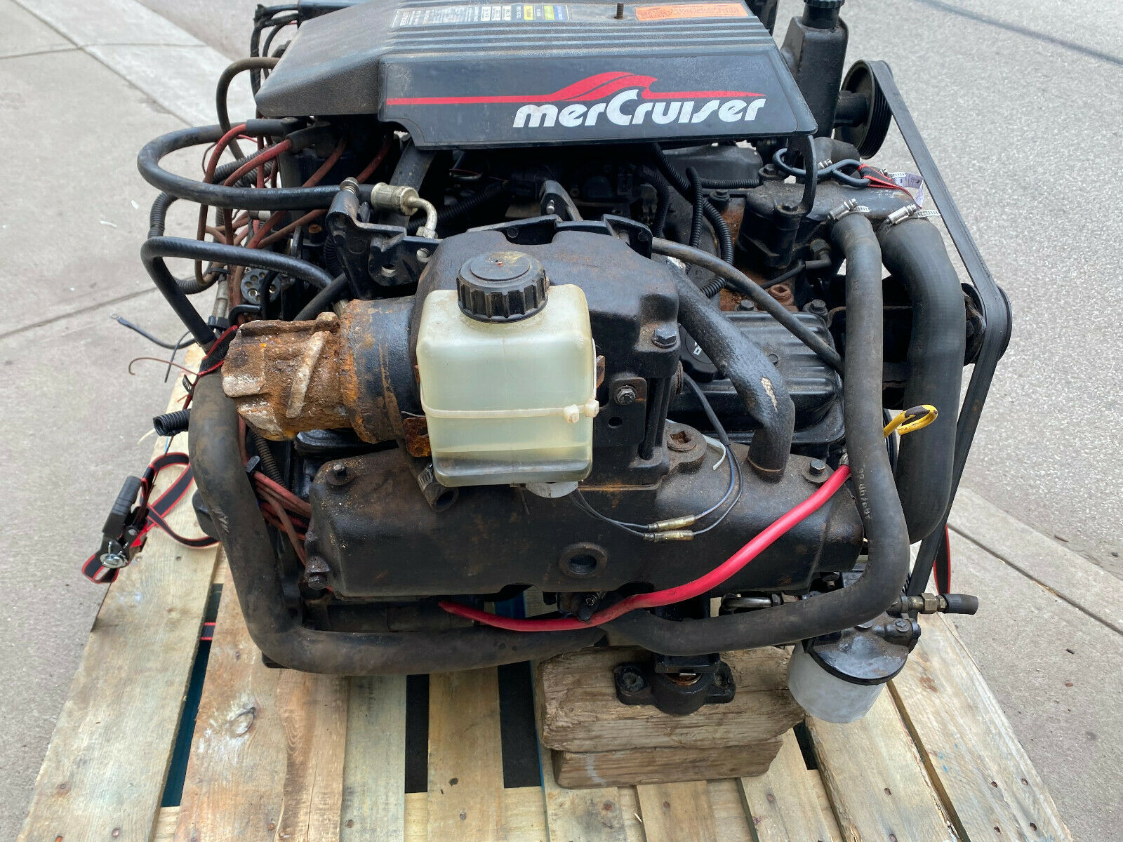 MERCRUISER 350 5.7 LITRE EFI Complete Drop in Engine 240 Hours