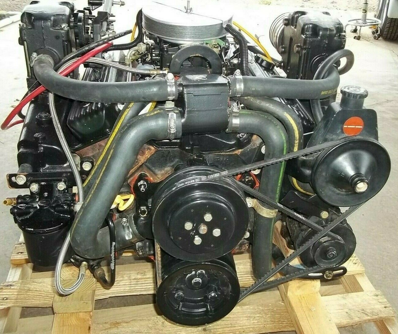 Mercruiser 5.0 LX 305 cu.in. Low Hours Good Compression Complete Marine Engine