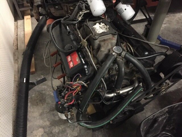 Mercruiser 454 big block engine