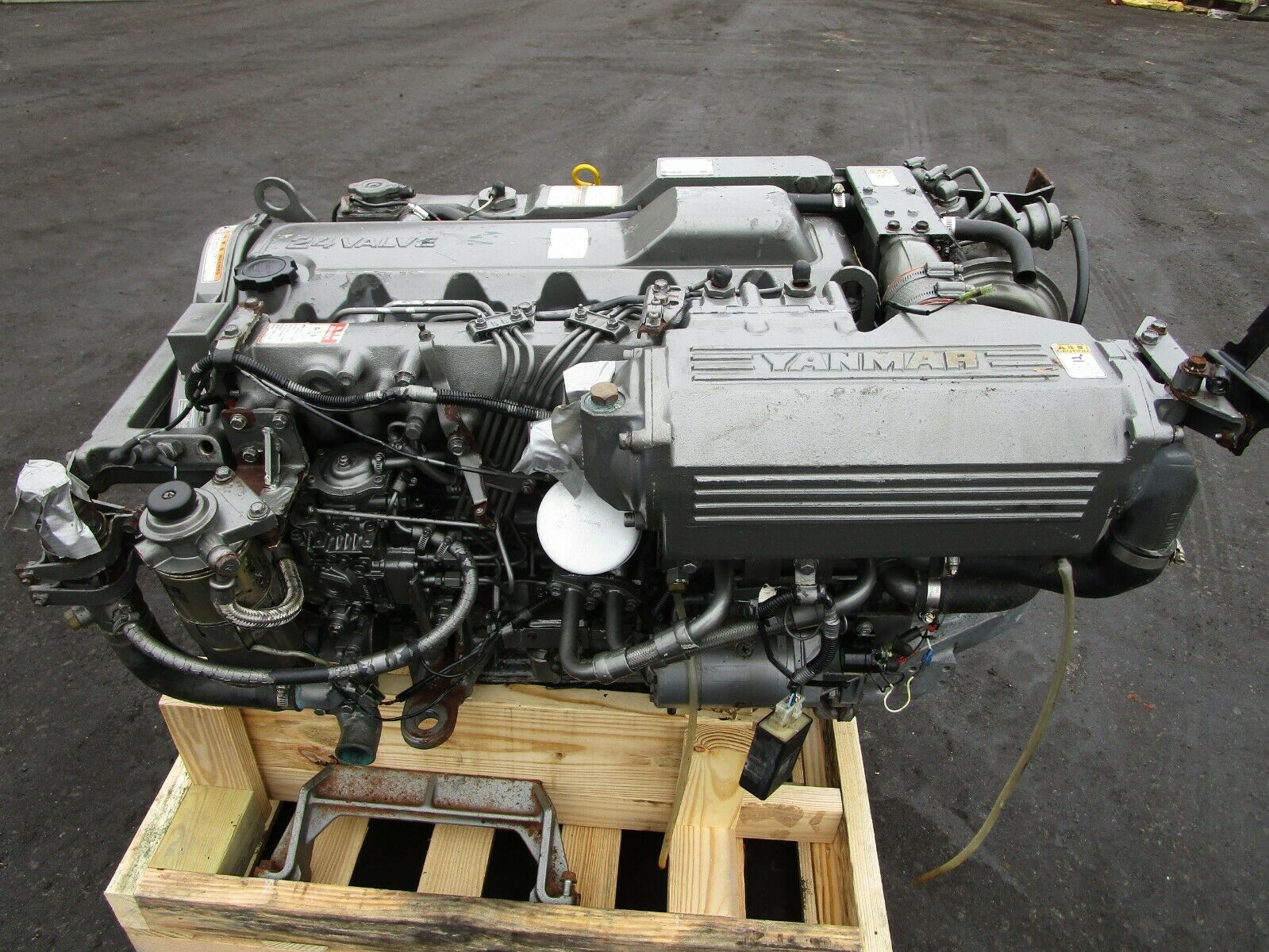 YANMAR 6LPA-STZP2 MARINE DIESEL ENGINE