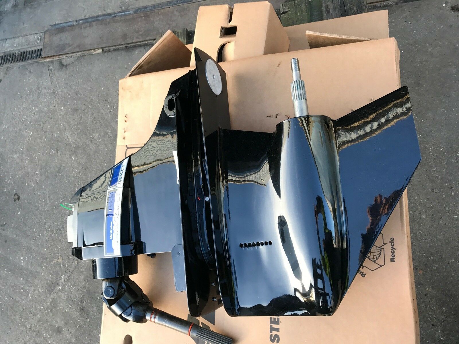 Mercruiser Bravo 1 XR Seacore New