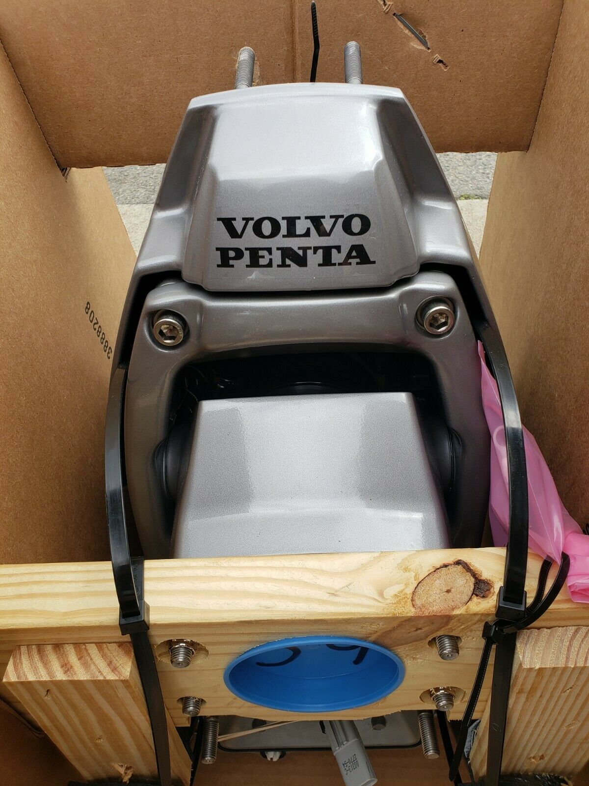 VOLVO PENTA TSK-C-AC52 TRANSOM SHIELD ASSEMBLY NEW 22865034