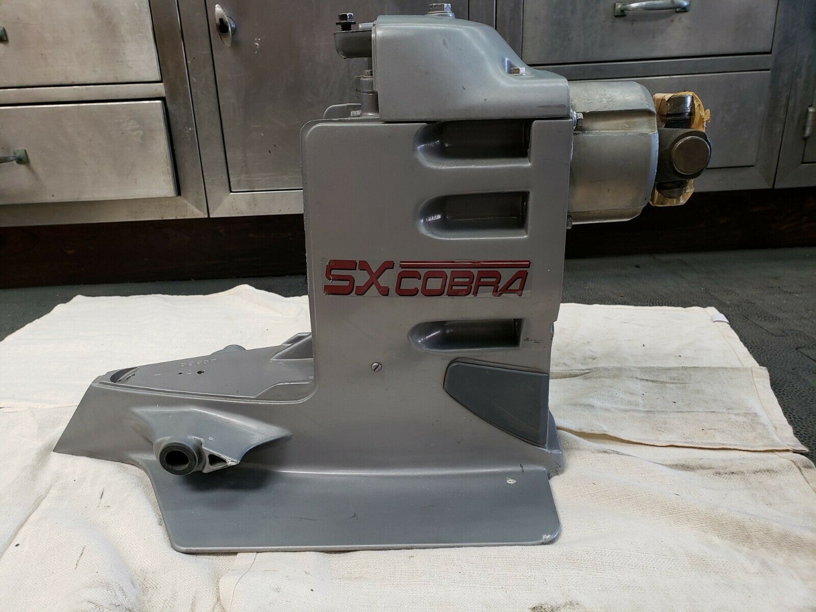 VOLVO PENTA SX-M DRIVE 3857010 1.89:1 RATIO UPPER NEVER INSTALLED ON A BOAT!!