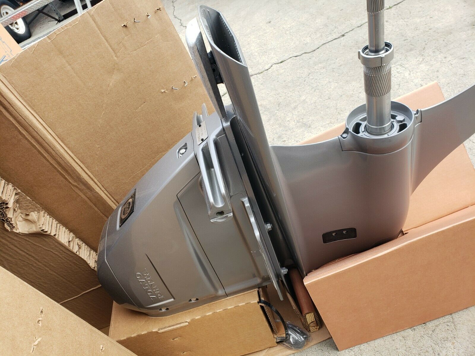 VOLVO PENTA DPS-D1 OUTDRIVE 1.95:1 SILENT SHIFT BRAND NEW LATEST DRIVE 22491357